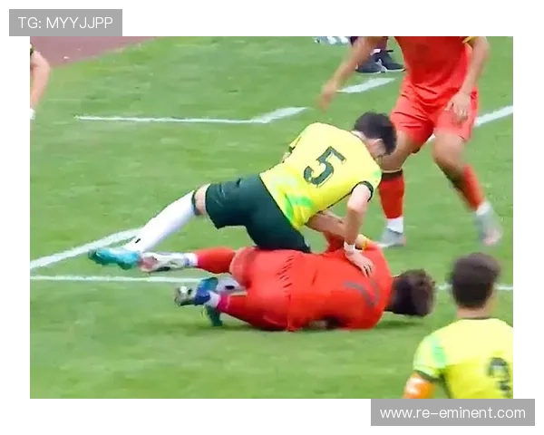 杨铭锐进球依合散扑点 U19国足1比0胜澳大利亚 杨铭锐进球依合散扑点 U19国足1比0胜澳大利亚